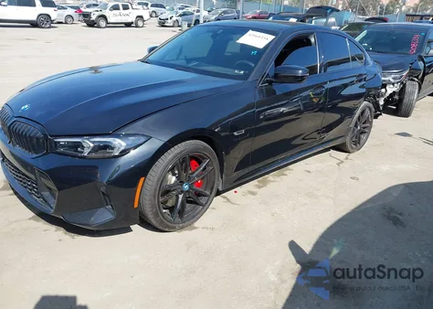 2023 BMW 3 Series 330E из США, поврежденный, VIN 3MW39FF05P8C83697